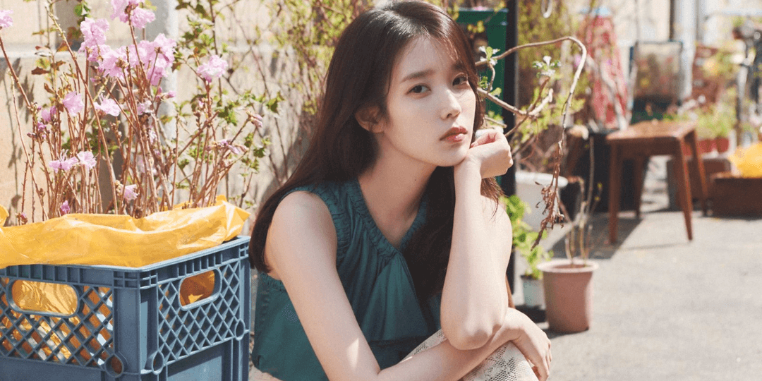 IU